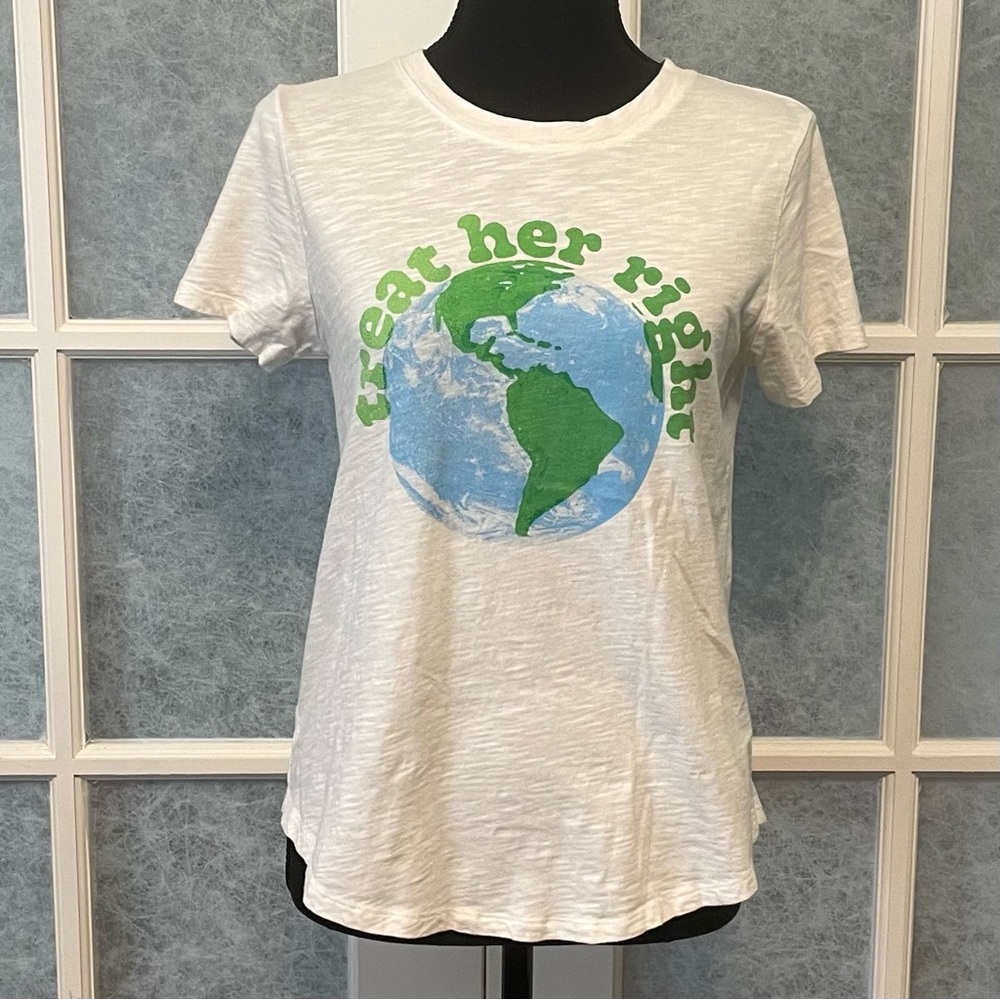 Old Navy "Treat Her Right" Women's EveryWear Slub-Knit Graphic Tee‎ Size Small